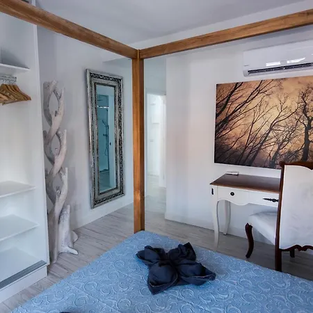 Apartmán Maya Beach Suites *