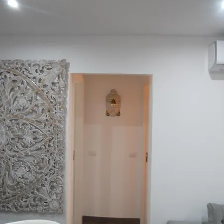 Maya Beach Suites Apartmán