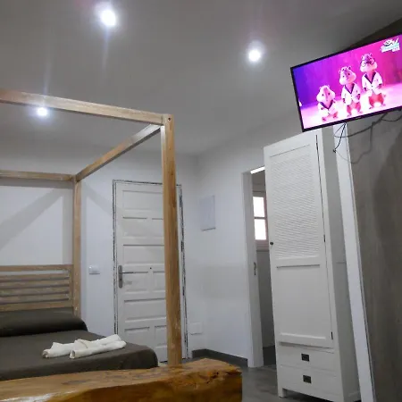 Maya Beach Suites Apartmán